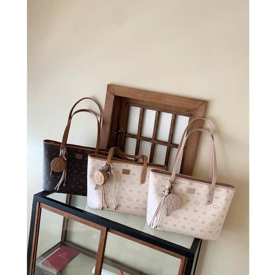 Túi Xách Nữ Chio Tặng Kèm Cham T693 – Da Phối Vải, Kích Thước 31cm