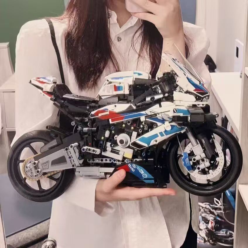 Tương thích với gạch  xe máy BMW M1000RR Mô hình xe máy Đồ chơi lắp ráp khó khăn cao Quà tặng
