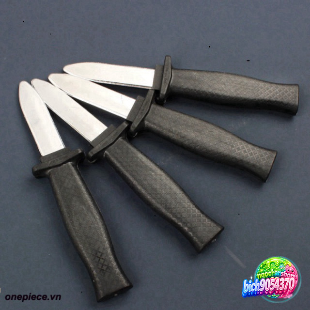 Sử dụng Dao Nhựa 18cm Đen cho Halloween