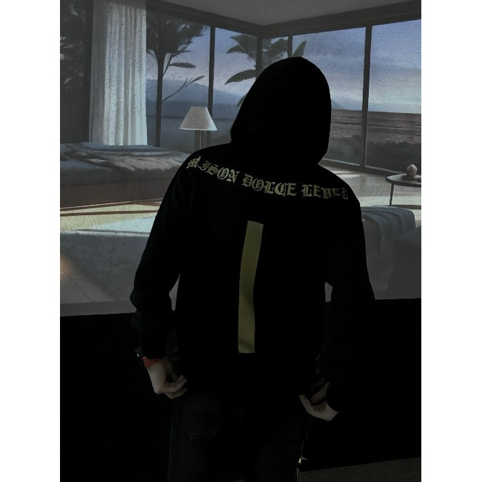 Áo Hoodie Dolce Level Họa Tiết Logo Chữ Vàng In Nhũ Kim Tuyến Cực Nét Chất Liệu Nỉ Bông