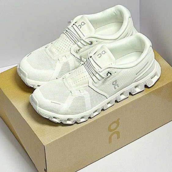 Giày thể thao On Running Cloud 5 ‘All White’