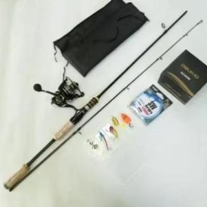 Bộ cần câu lure máy đứng carbon + máy câu Deukio AC4000 tặng nhiều phụ kiện