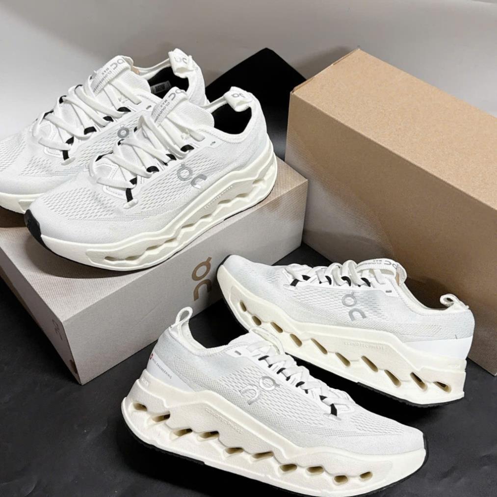 Giày Chạy Bộ On Running Cloudsurfer Max - White/White