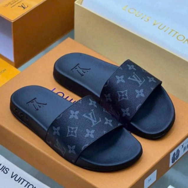 Dép Nam LV Hoa - Dép Quai Ngang LV Cao Su Mềm, Phong Cách Hot Trend 2026, Chất Lượng Cao, Thời Trang