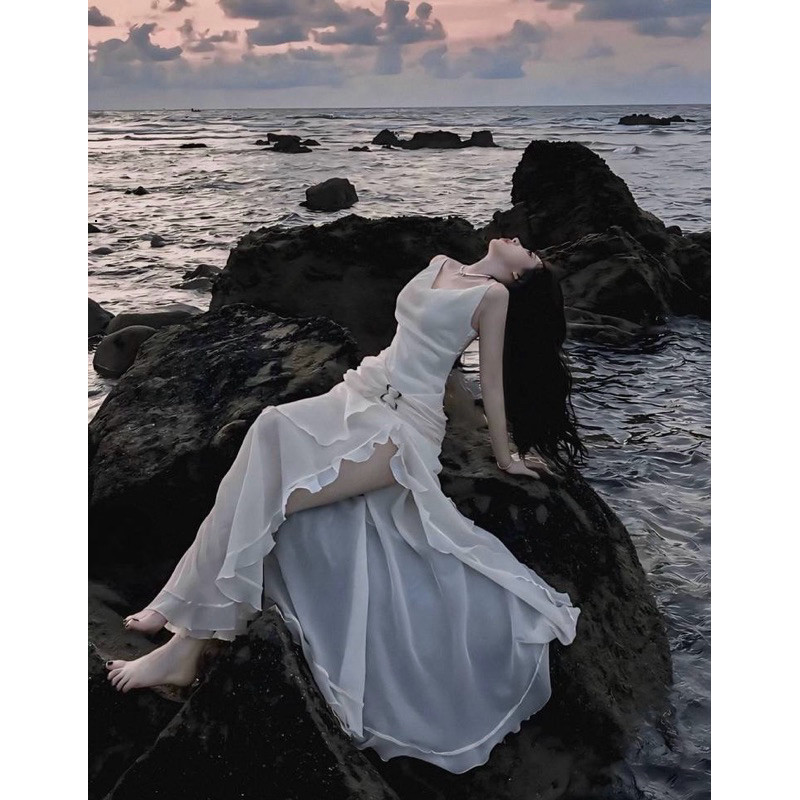 DV1 ĐẦM VOAN MAXI TRẮNG XẺ TÀ ĐUÔI TÔM, ĐẦM ĐI BIỂN, BIKINI, MAXI ĐI BIỂN, ĐỒ ĐI BIỂN, ĐI BIỂN MẶC G