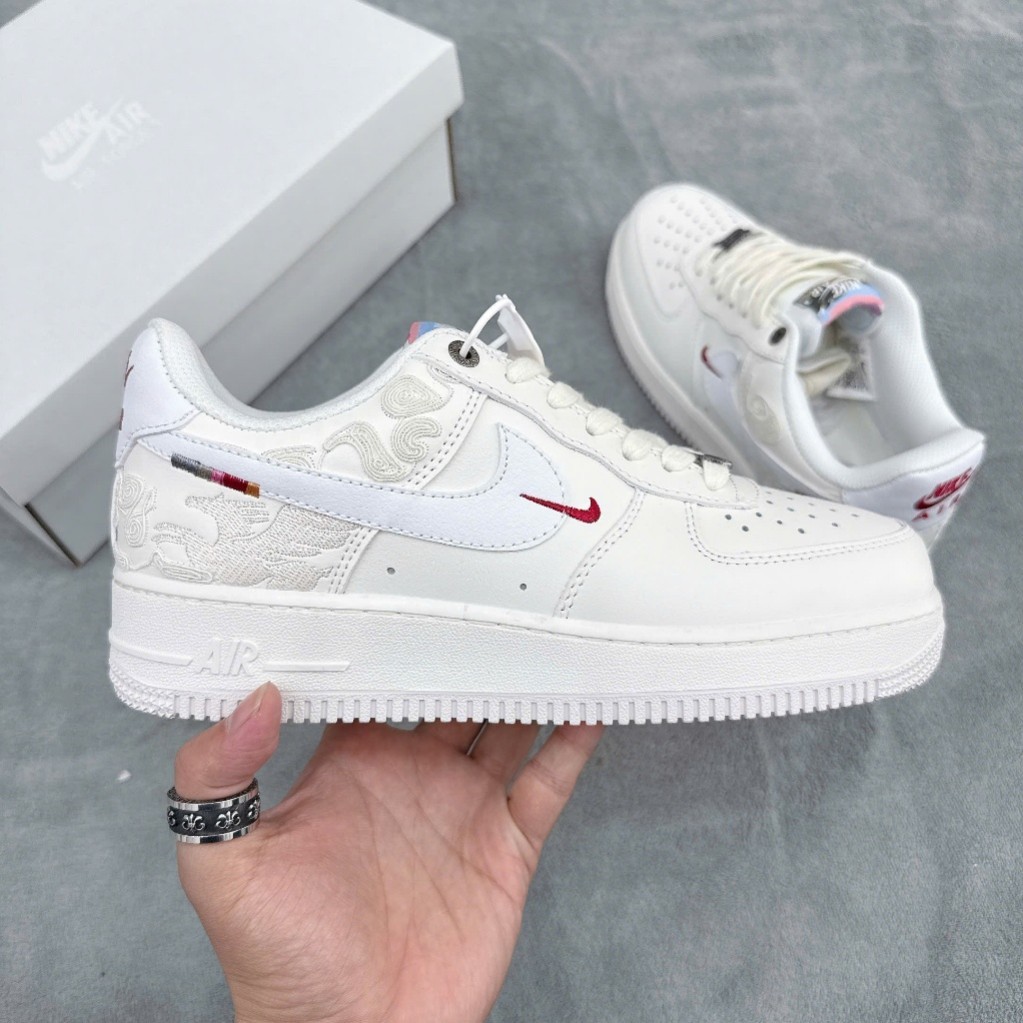 Giày Thể Thao Air Force 1 Dragon Embroidery Trắng