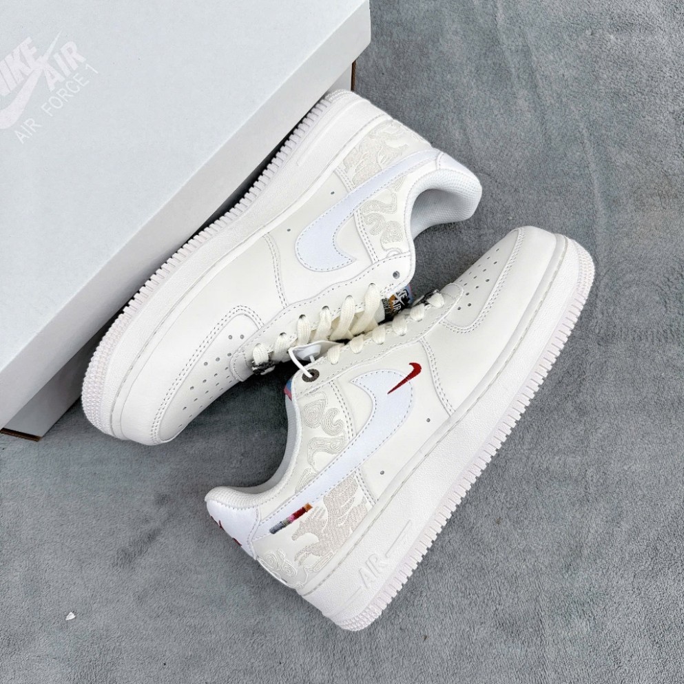 Giày Thể Thao Air Force 1 Dragon Embroidery Trắng