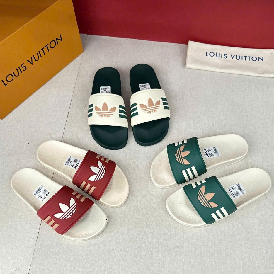 Dép Quai Ngang ADIDAS 3 Sọc Trăng Đen Nam Nữ Đế Cao Su Đúc