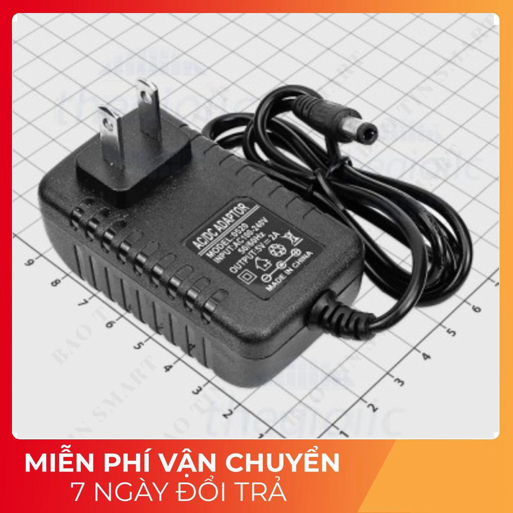 Nguồn Adapter 5V 2A Đầu DC 5.5x2.5mm Dài 1m Tech Linh Kiện