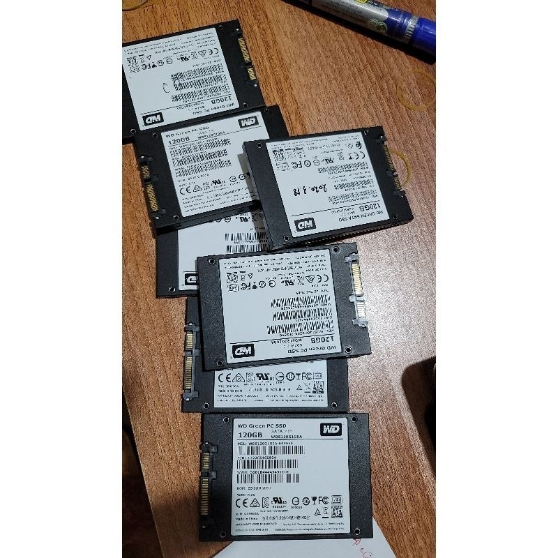 Ổ cứng SSD WD Green 120GB 2.5" SATA3 ( Hàng zin tháo máy Korea sức khỏe trên 90%). Bảo hành: 6 tháng