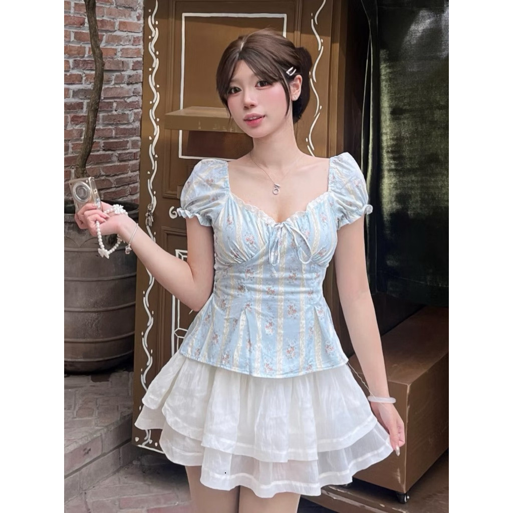 Áo Babydoll Nữ Dáng Cotteque Tiểu Thư Mặc Được 2 Kiểu Chi Tiết Tay Bồng Cổ V Có Chiết Eo LÂM TÚ MA8229 | BigBuy360 - bigbuy360.vn