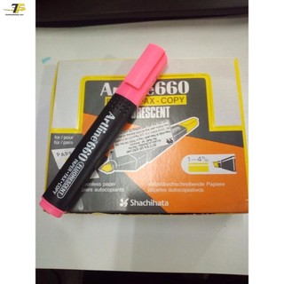 Bút dạ quang Artline EK-660