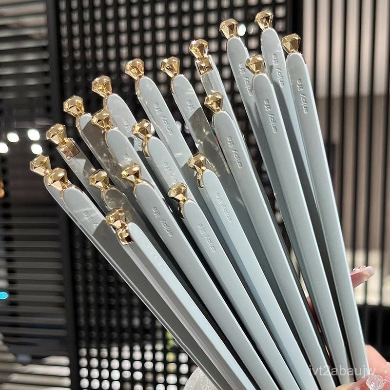ins Đũa hợp kim kháng khuẩn Wind Blue Gray Diamond Bộ đồ ăn và đũa sáng tạo, thanh lịch và đơn giản,