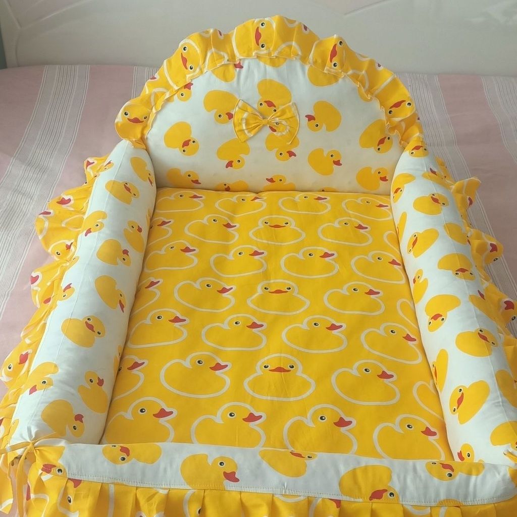 Infant and toddler bed-in-a-bed divider, made of pure cotton fabric, filled with cotton, anti-fall, 