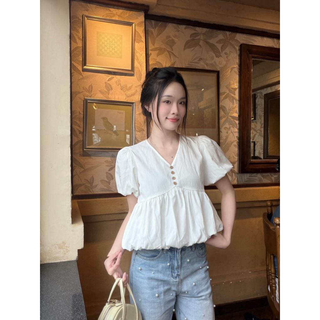 Áo kiểu hottrend nữ cổ V áo bí trẻ trung LÂM TÚ CLOTHING MA3003 | BigBuy360 - bigbuy360.vn