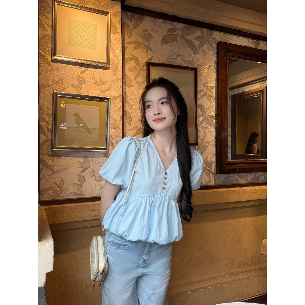 Áo kiểu hottrend nữ cổ V áo bí trẻ trung LÂM TÚ CLOTHING MA3003 | BigBuy360 - bigbuy360.vn