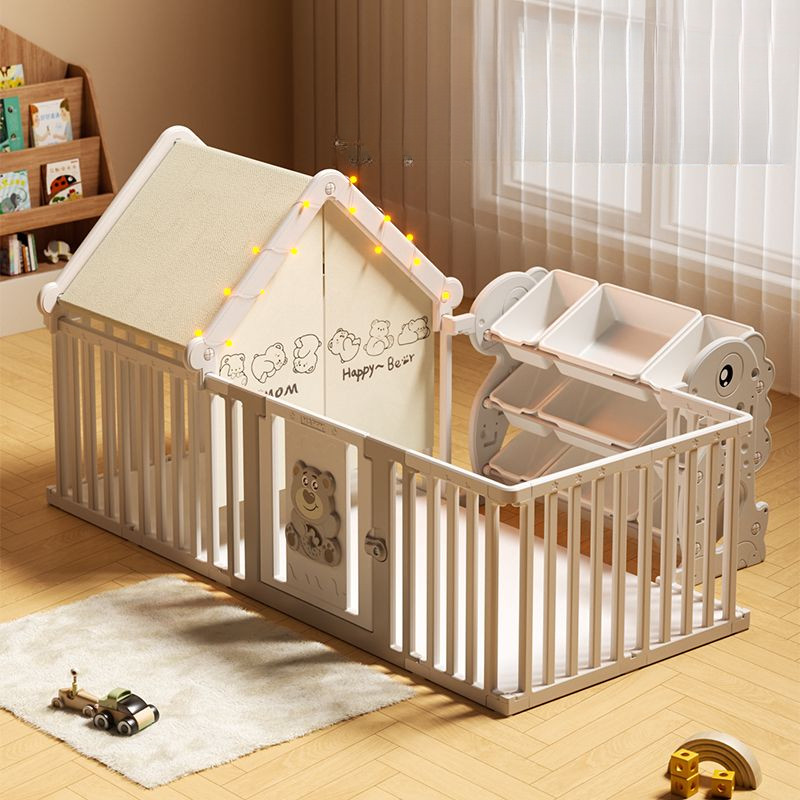 Fence, baby living room gate, fence gate, secret base on the ground, small cabin, small house, amuse