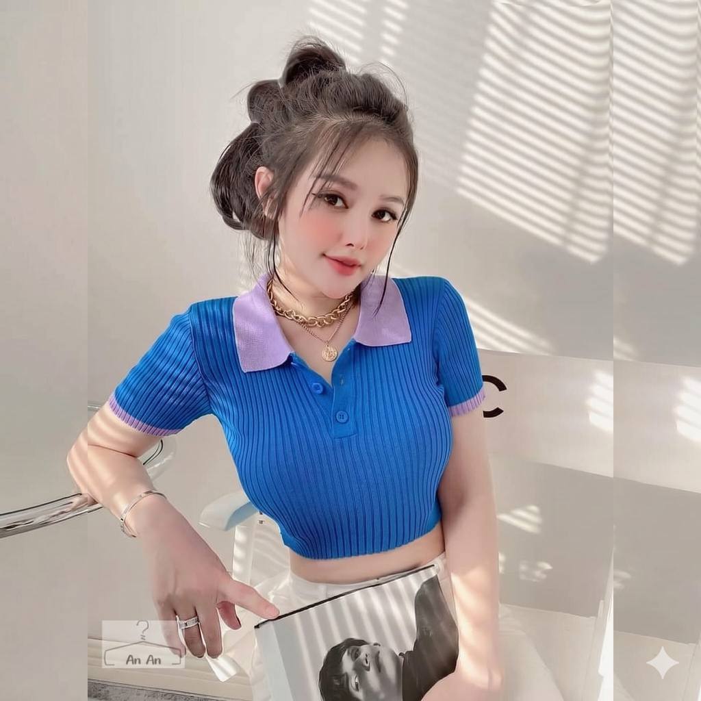 Áo Montoghi Croptop Cổ Bẻ Form Ôm Dễ Phối