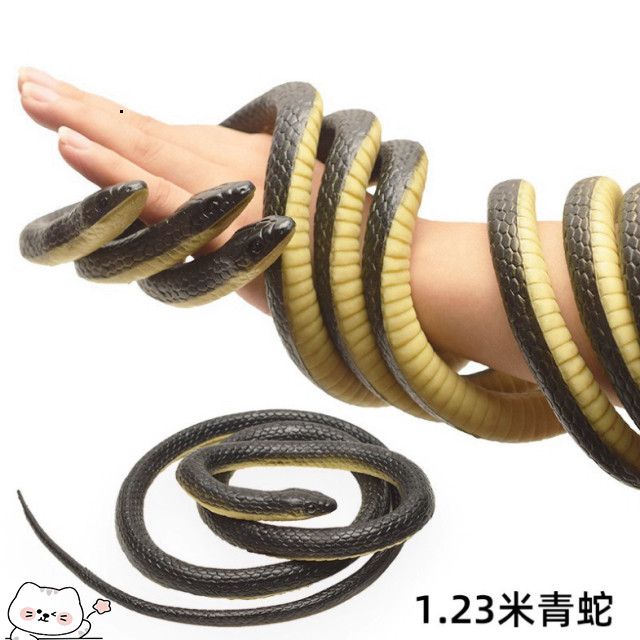 Mô Hình Rắn Giả Cao Su Chọc Ghẹo Bạn Bè 40cm ## DESCRIPTION: Mô hình giả rắn cao su dài 40cm giúp bạ