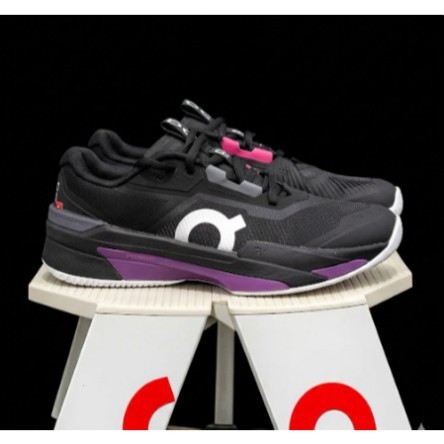 Giày On The Roger Pro Fire 'Black Pink'