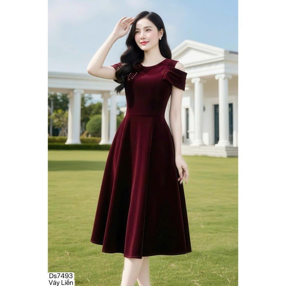 ( VÁY DVC CHÍNH HÃNG - CÓ SẴN) Ds7493 Váy nhung thiết kế đỏ xòe trễ vay dự tiệc sang chảnh