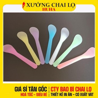 [COMBO 50 CÁI] Que Nhựa Múc Kem Spa ❣️ Dụng Cụ Chuyên Dùng Trong Thẩm Mỹ, Mỹ Phẩm