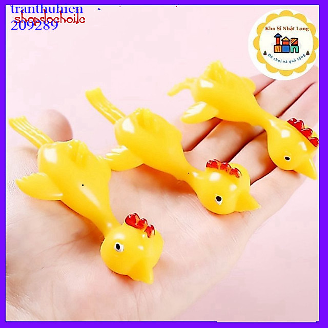 Búp Bê Bắn Gà Silicone An Toàn Cho Bé Búp bê bắn gà silicon là một món đồ chơi an toàn và vui nhộn c
