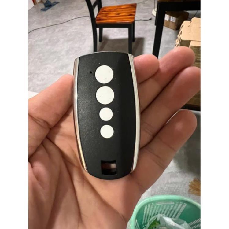 [Tặng thêm Pin] 433mhz Remote cửa cuốn cửa cổng 433mhz giá tốt