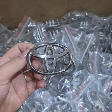 Logo vô lăng Toyota Vios, Altis, Camry, Inova, Fortuner, Hilux, Yaris, Avanza, Cross, Veloz