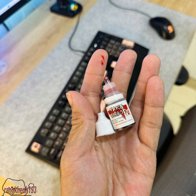 Hộp đồ chơi giả máu máu giả chọc ghẹo bạn bè Làm hài lòng sở thích chọc ghẹo bằng hộp đồ chơi giả má