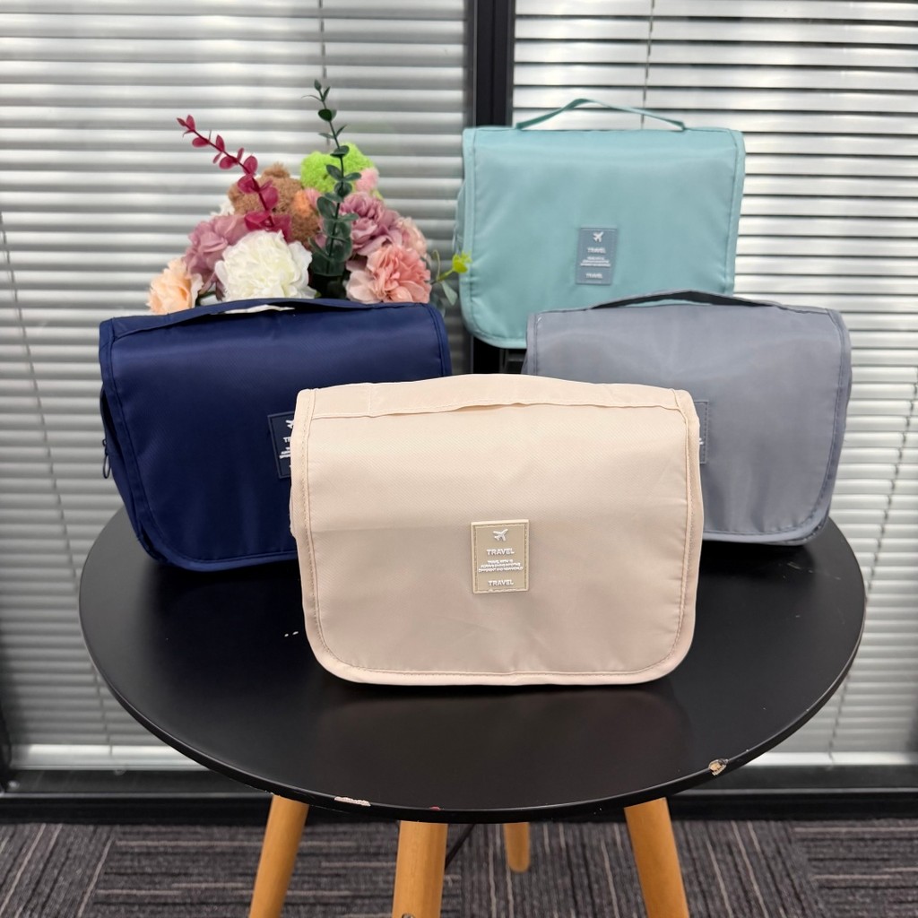 Waterproof Make Up Travel Organizer Large Capacity Portable Hanging Makeup Pouch Sanitary Organizer 