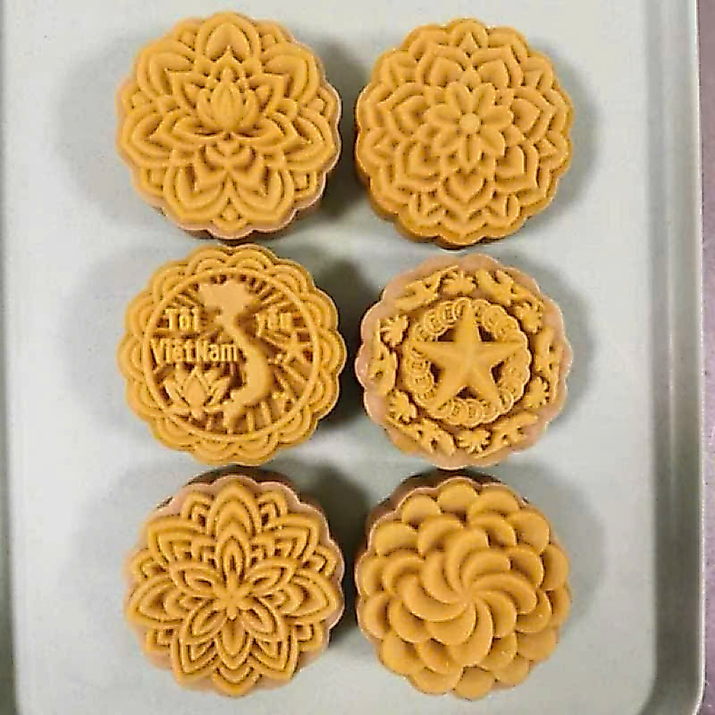 khuôn trung thu lò xo 150gr -200gr mẫu 2025