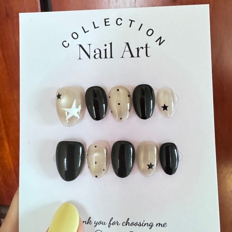 Nailbox thiết kế phom ngắn mắt mèo mix đen tặng keo rũa