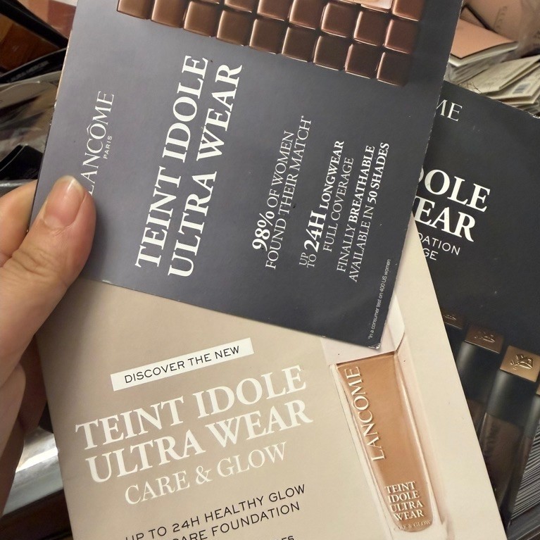 phẩm kem nền l@nc0m Teint Idole Ultra Wear và Teint Idole Ultra Wear Care & Glow.
