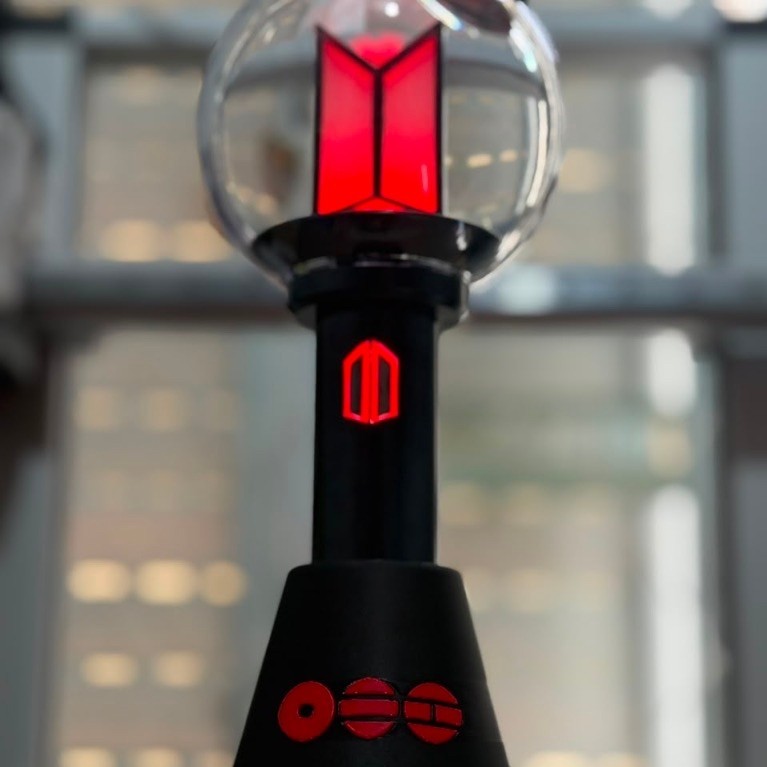 MNN - Đế Trưng Bày Lightstick BTS Army V4 - Lightstick Stand BTS for ARMY