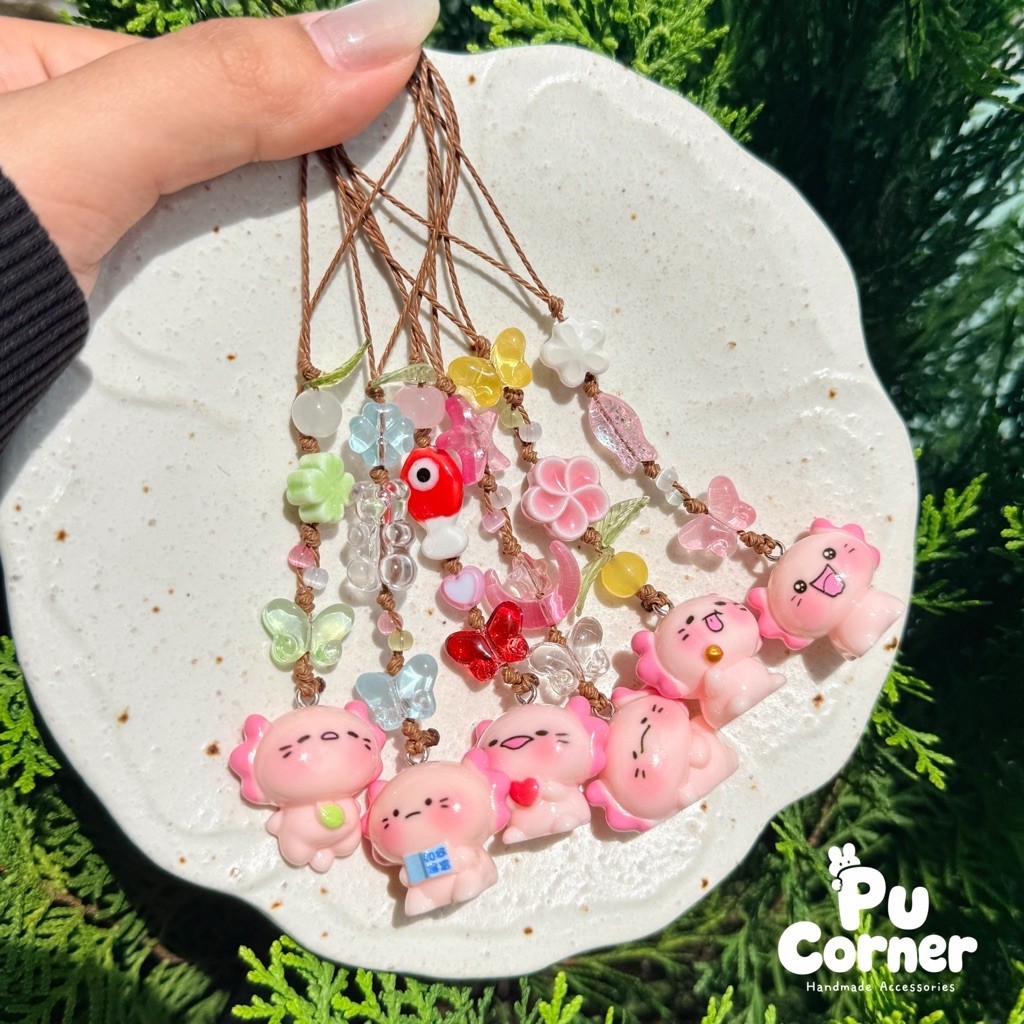 Pink Axolotl Garden – Dây Treo Điện Thoại Charm Kỳ Nhông Axolotl Hồng Cute