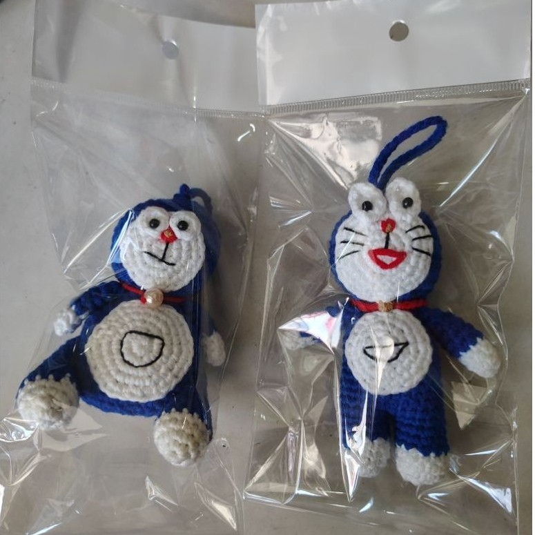 nhân vật Doraemon len