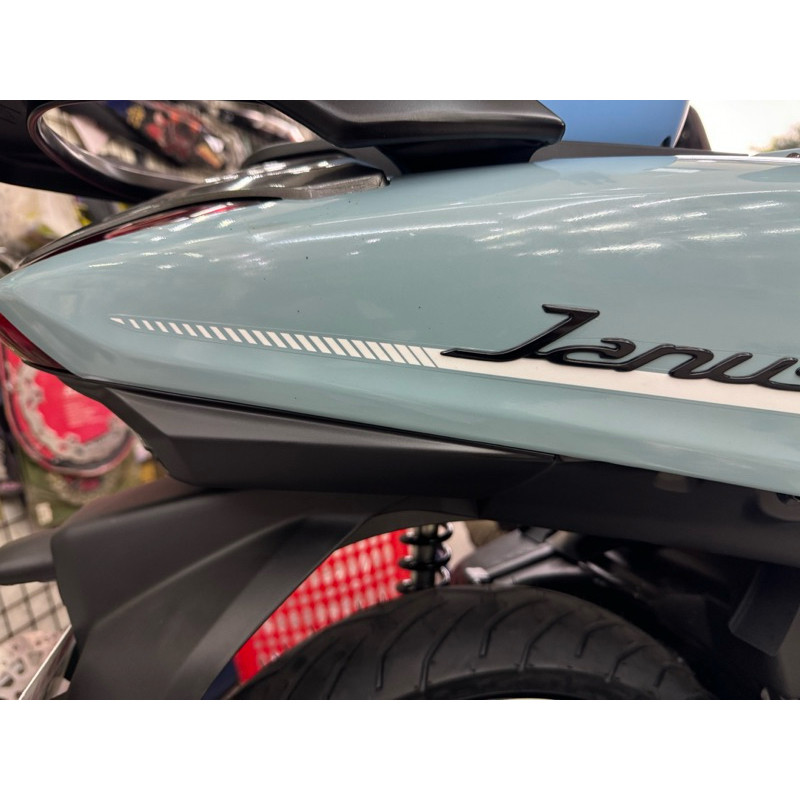 Tem Janus decal cao cấp Tem xe decal