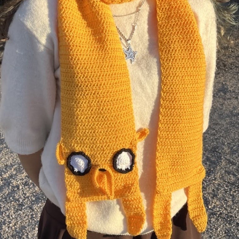 [HANDMADE] Khăn Choàng Len Chó Jake (Adventure Time) - Khăn Len Giữ Ấm Độc Lạ