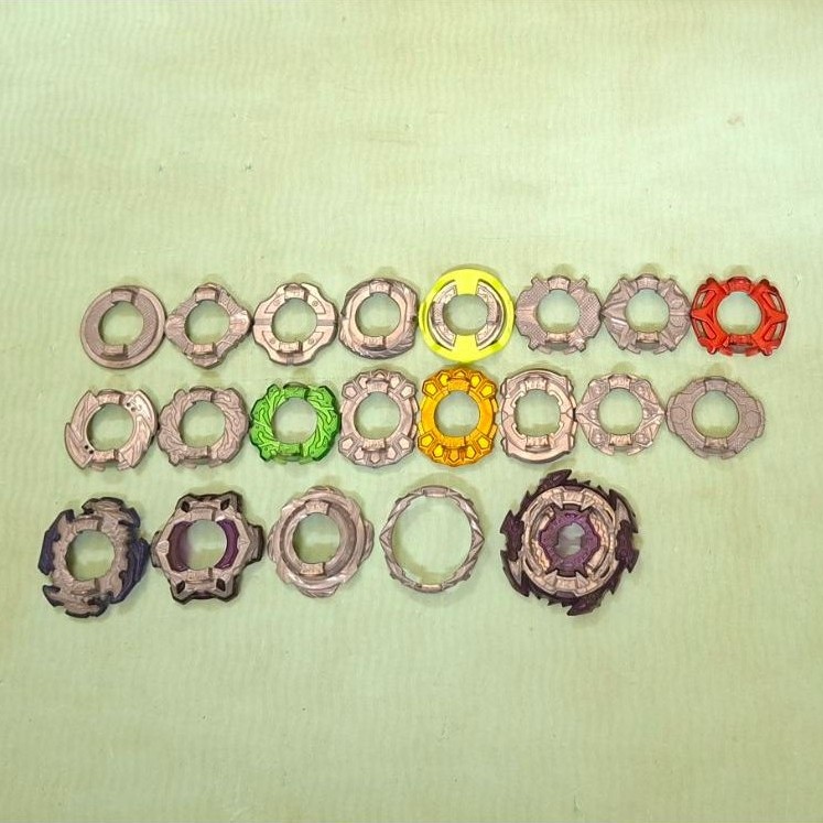 Con quay Beyblade Burst - Disc các loại đã qua sử dụng