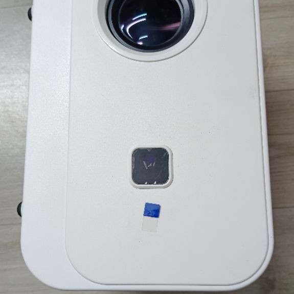 Máy chiếu S7 Gen 2 mới dùng 2 lần