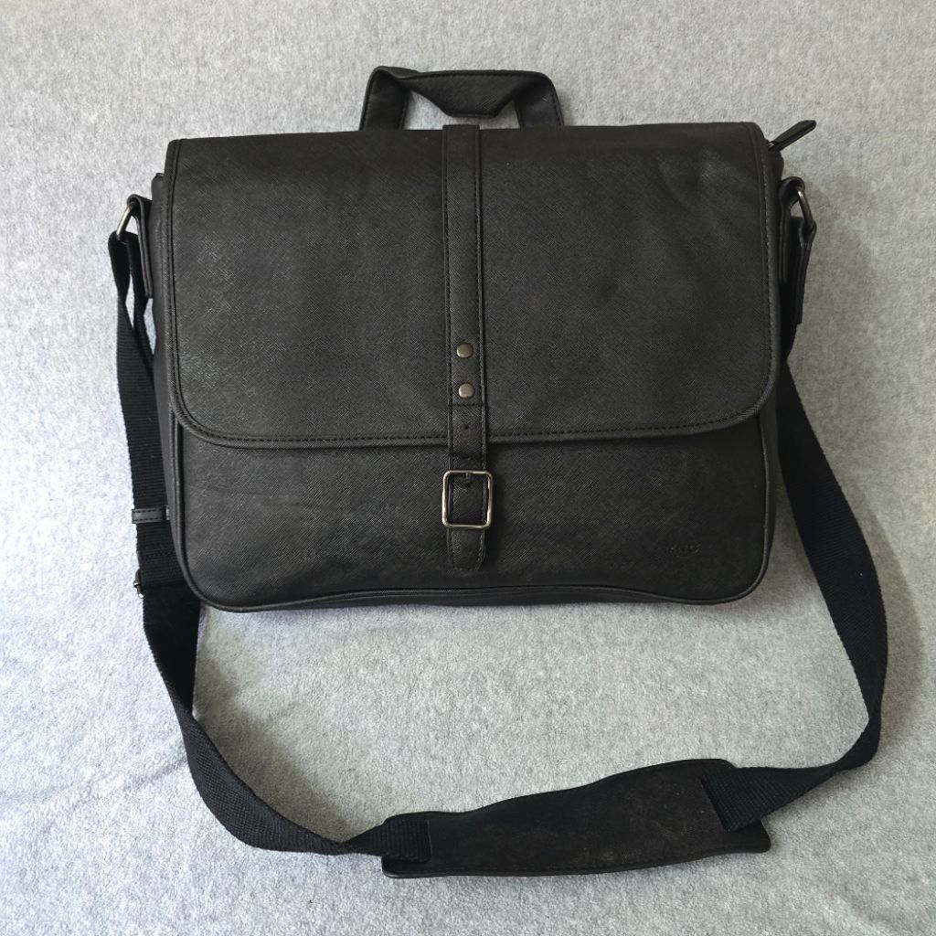 Túi đeo chéo MNG Man, da canvas, vừa laptop 14 inch 38×28