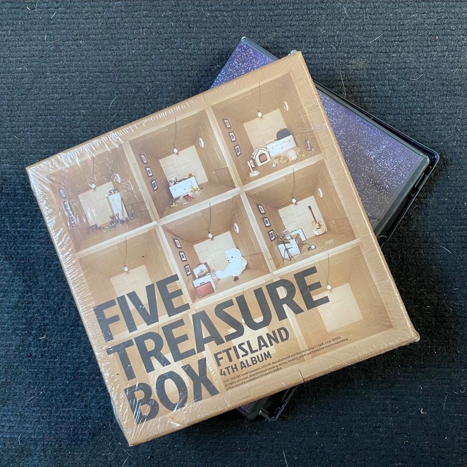 Ftisland album Five Treasure Box nguyên seal như hình.
