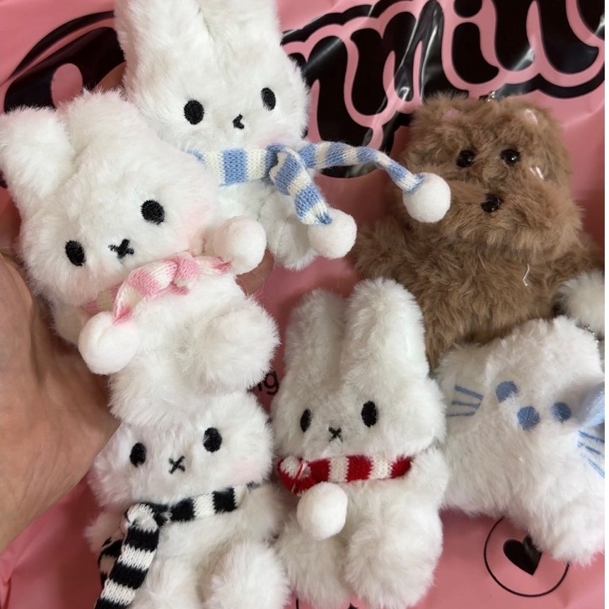 KEMMINE SURPRISE CHARM móc khoá ngẫu nhiên