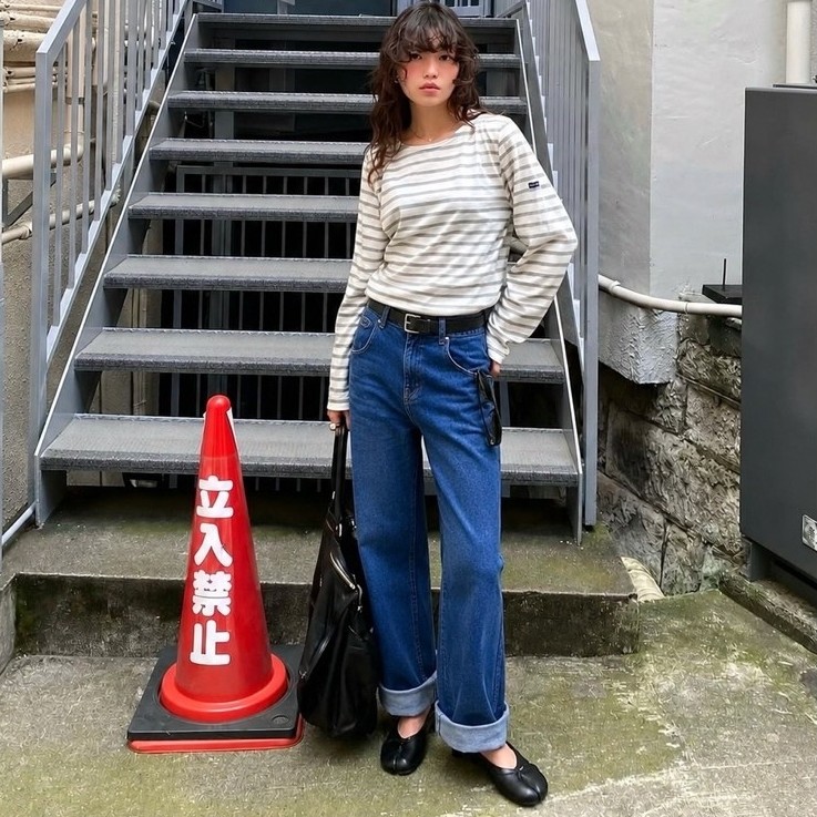 HM auth Quần jeans dáng xuông ống thẳng đứng cách tính