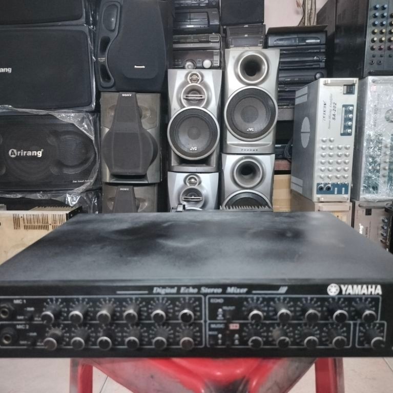 Mixer karaoke Yamaha