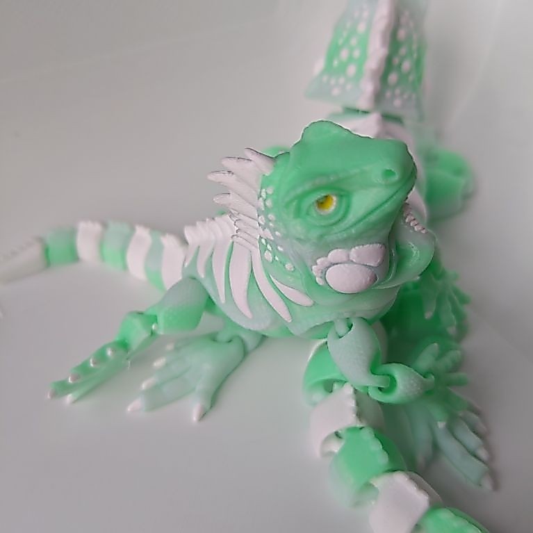 mô hình đồ chơi rồng nam mỹ iguana 20cm