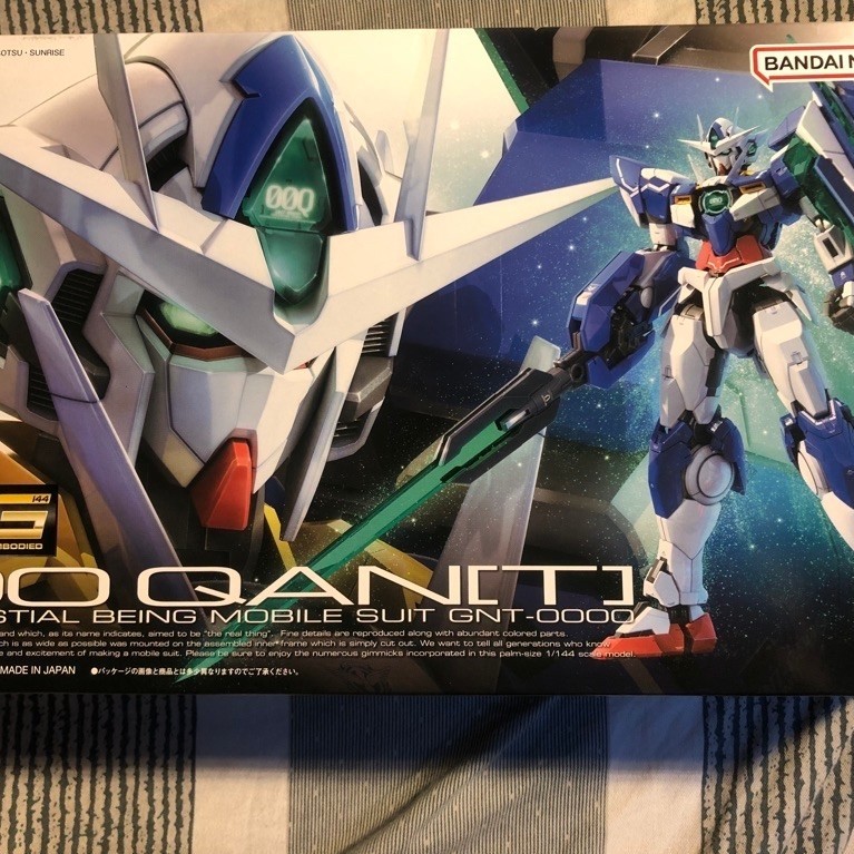 rg gundam 00 qant ( new)
