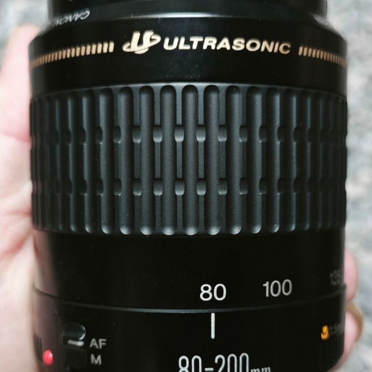 Lens Canon Zoom EF 80-200mm