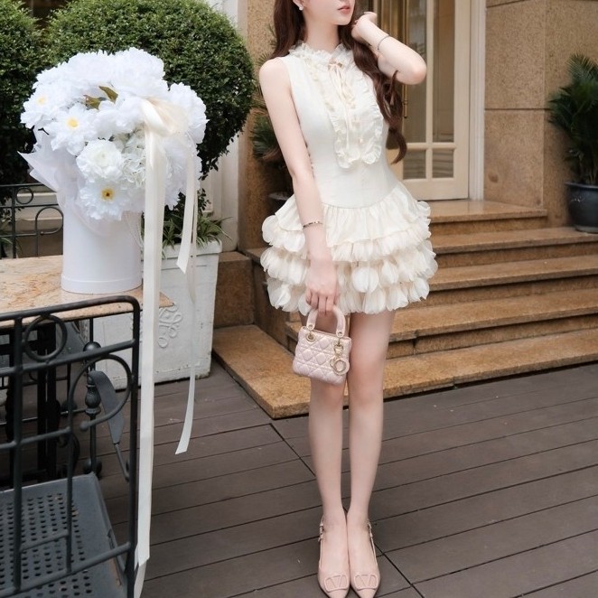 Váy xinh bèo tầng BB